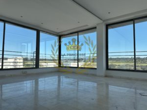 open space lumineux de 70m²