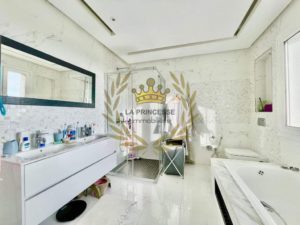 grande salle de bain