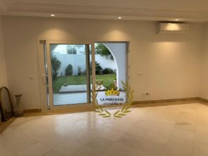 grand salon lumineux