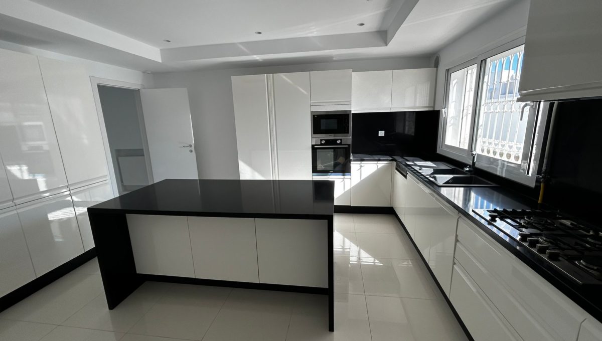 Villa avec cuisine moderne